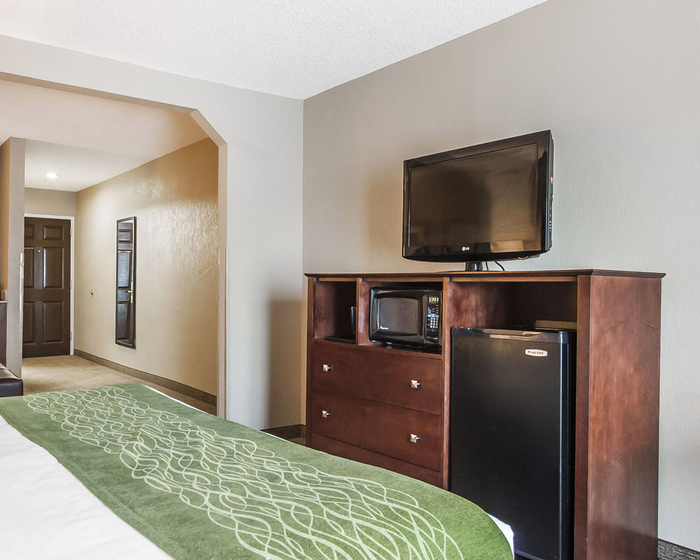 Comfort Inn US Hwy 80