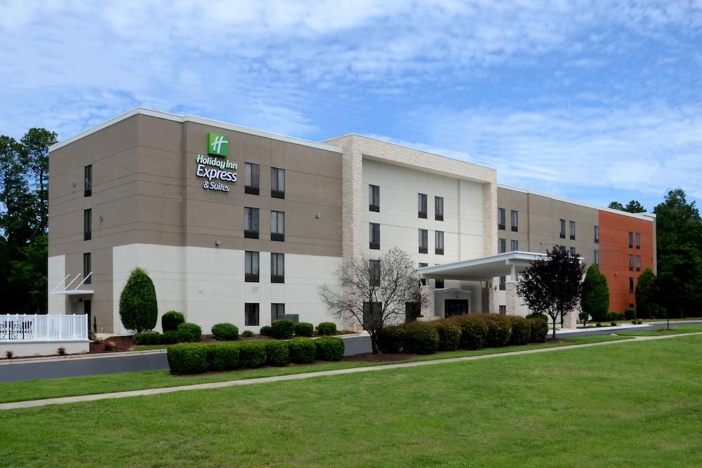 HOLIDAY INN EXPRESS HOTEL AND SUITES RESEARCH TRIANGLE PARK