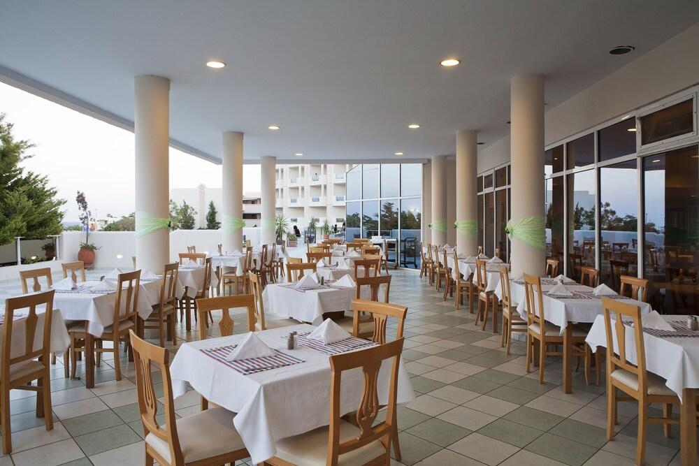 Fotos del hotel - SOVEREIGN BEACH HOTEL