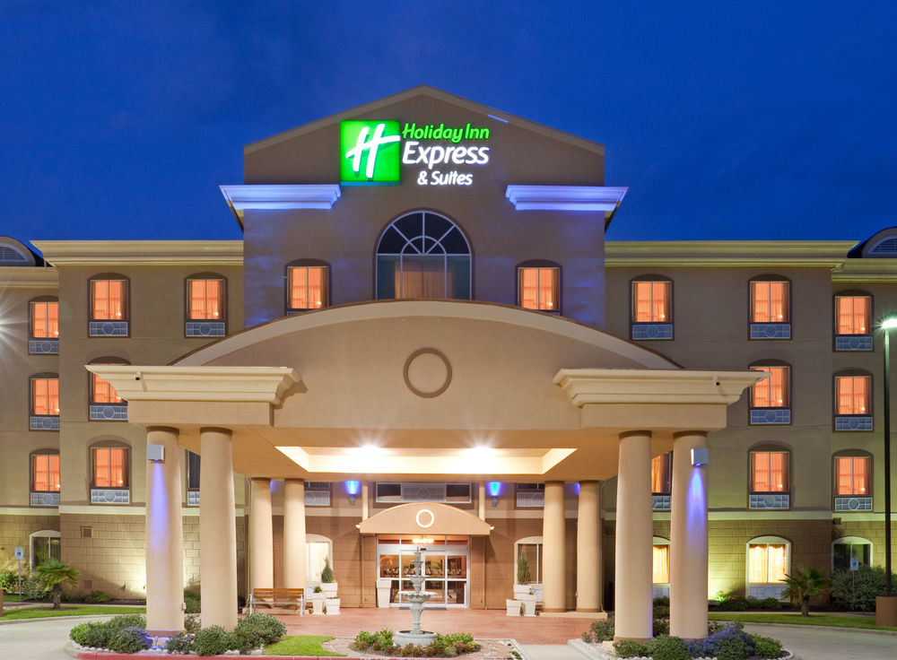 HOLIDAY INN EXPRESS TERRELL