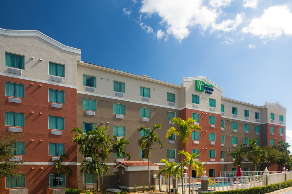 Fotos del hotel - HOLIDAY INN EXPRESS & SUITES PEMBROKE PINES-SHERIDAN ST