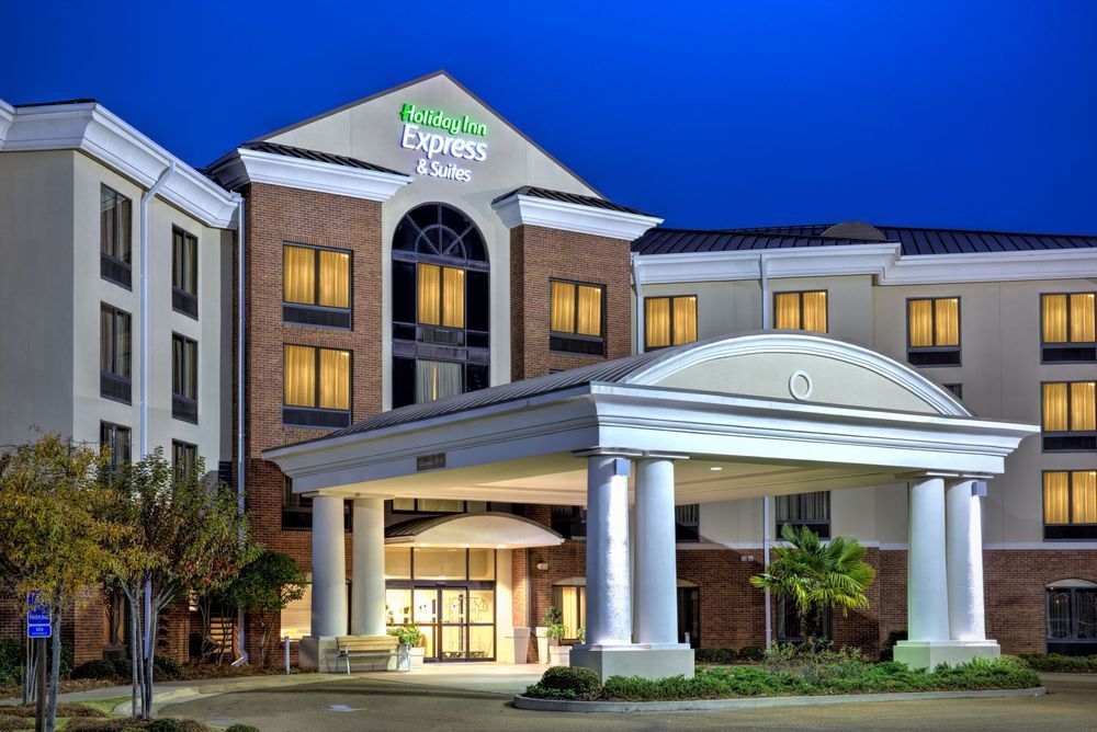 Holiday Inn Express & Suites Flowood, an IHG Hotel