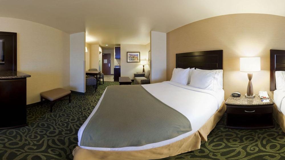 Holiday Inn Express Hotel & Suites Atascadero, an IHG Hotel