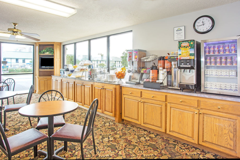 Days Inn by Wyndham Valdosta I-75