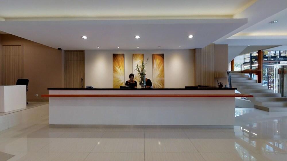 Fotos del hotel - The Gloria Suites Jakarta