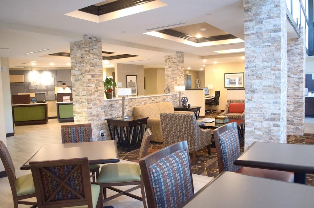 Holiday Inn Express and Suites Golden Denver Area