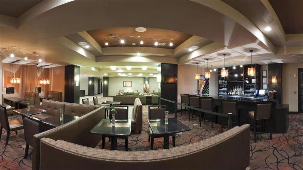 Holiday Inn Hotel & Suites Tulsa South, an IHG Hotel