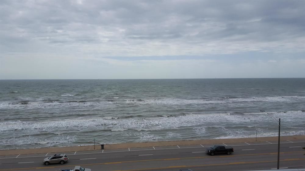 Best Western Plus Galveston Suites