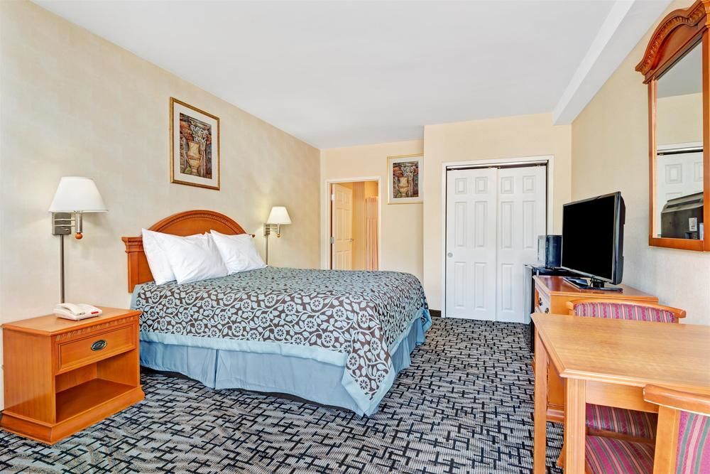 Days Inn Bethel - Danbury