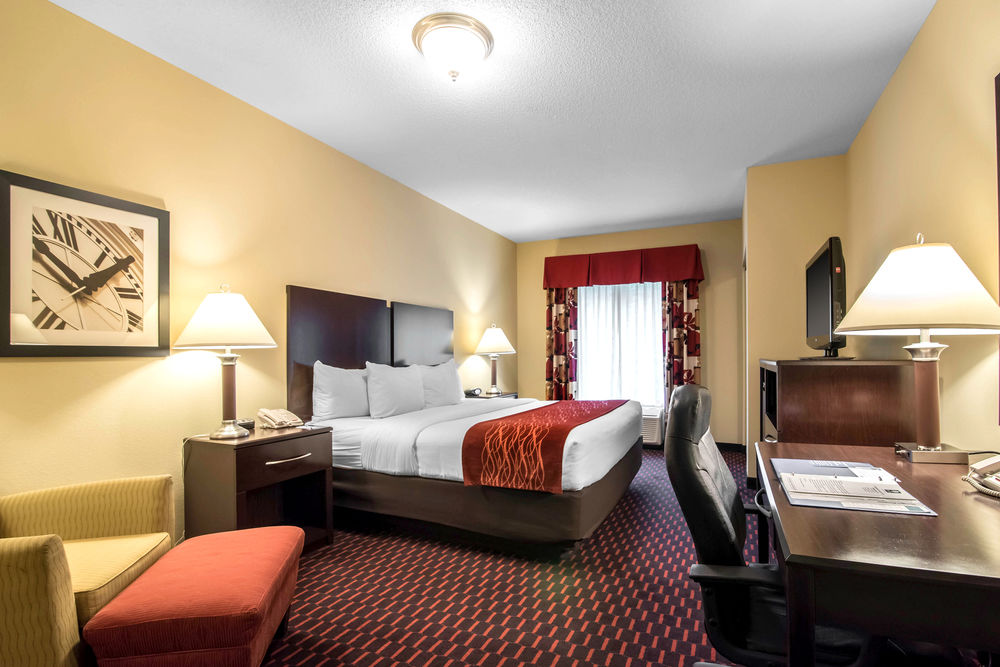 Comfort Inn & Suites