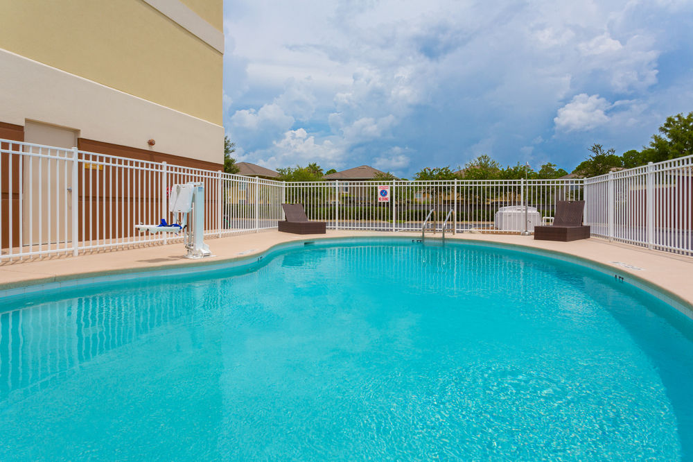 Candlewood Suites Destin-Sandestin, an IHG Hotel