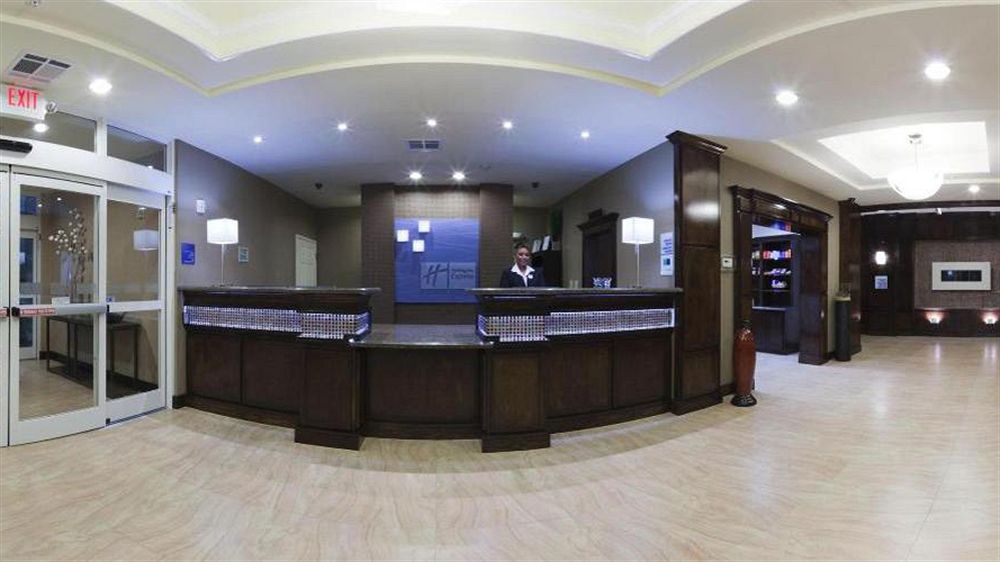 HOLIDAY INN EXPRESS HOTEL AND SUITES HOUSTON SPACE CTR - CLEAR LAKE
