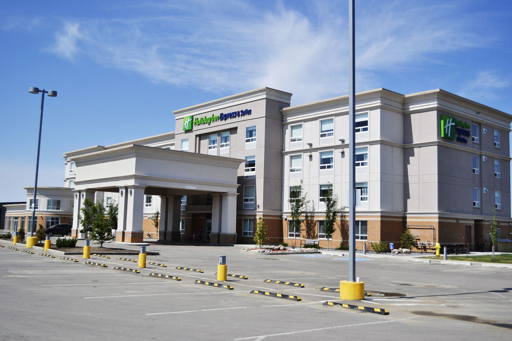 HOLIDAY INN EXPRESS HOTEL AND SUITES LUFKIN SOUTH