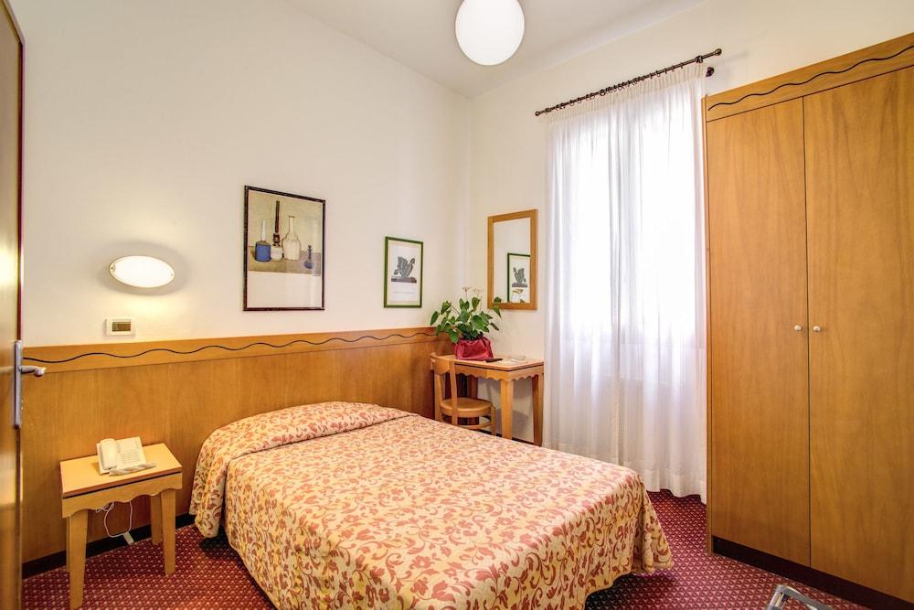 Fotos del hotel - HOTEL NUOVA ITALIA
