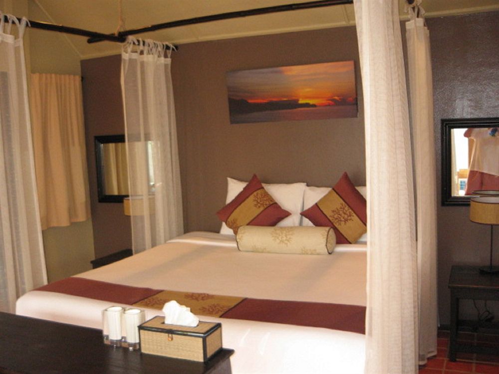 Lawana Escape Beach Resort