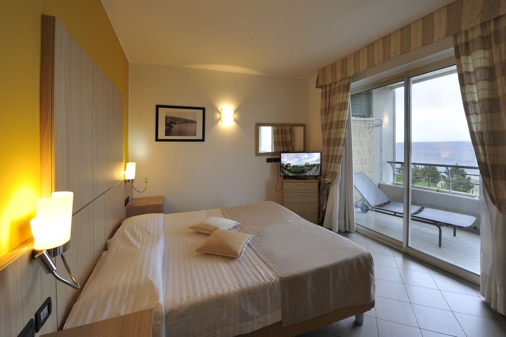 Fotos del hotel - Aregai Marina Hotel & Residence