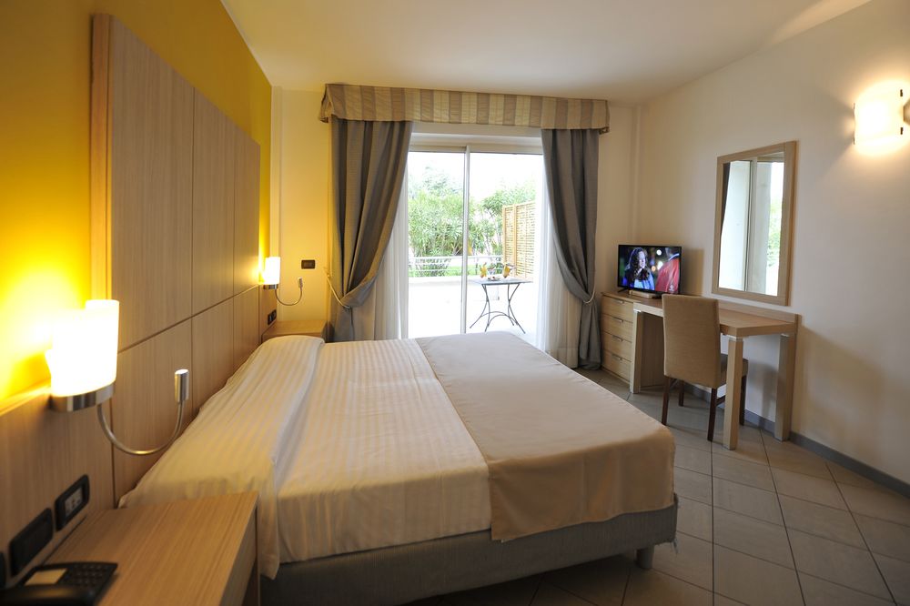 Fotos del hotel - Aregai Marina Hotel & Residence