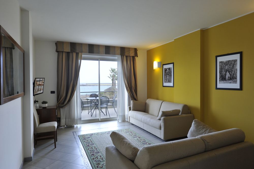 Fotos del hotel - Aregai Marina Hotel & Residence