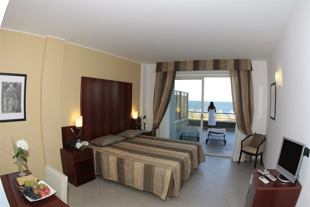 Fotos del hotel - Aregai Marina Hotel & Residence