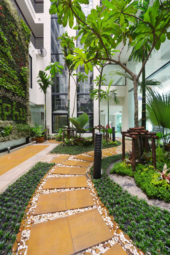 Buri Sriphu Hotel & Convention Centre