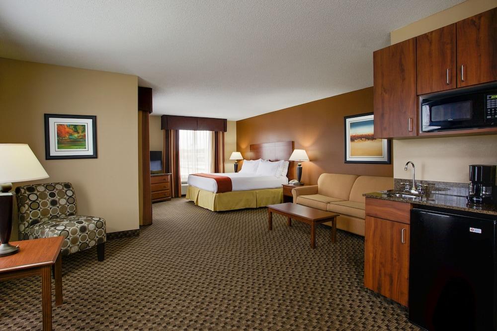 HOLIDAY INN EXPRESS HOTEL AND SUITES COLUMBIA-I-20 - CLEMSON RD