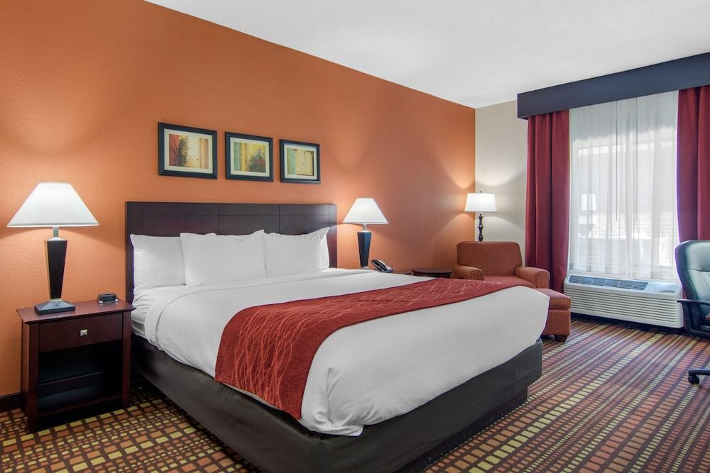 HOLIDAY INN EXPRESS HOTEL AND SUITES CANTON