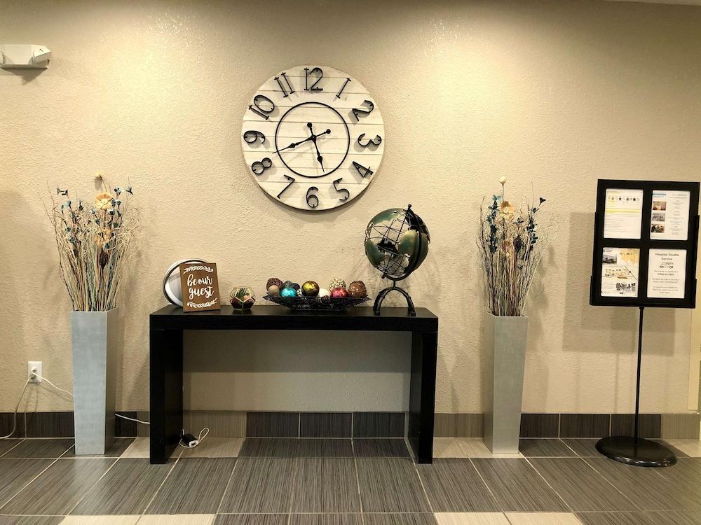 SureStay Plus Hotel by Best Western Coralville Iowa City