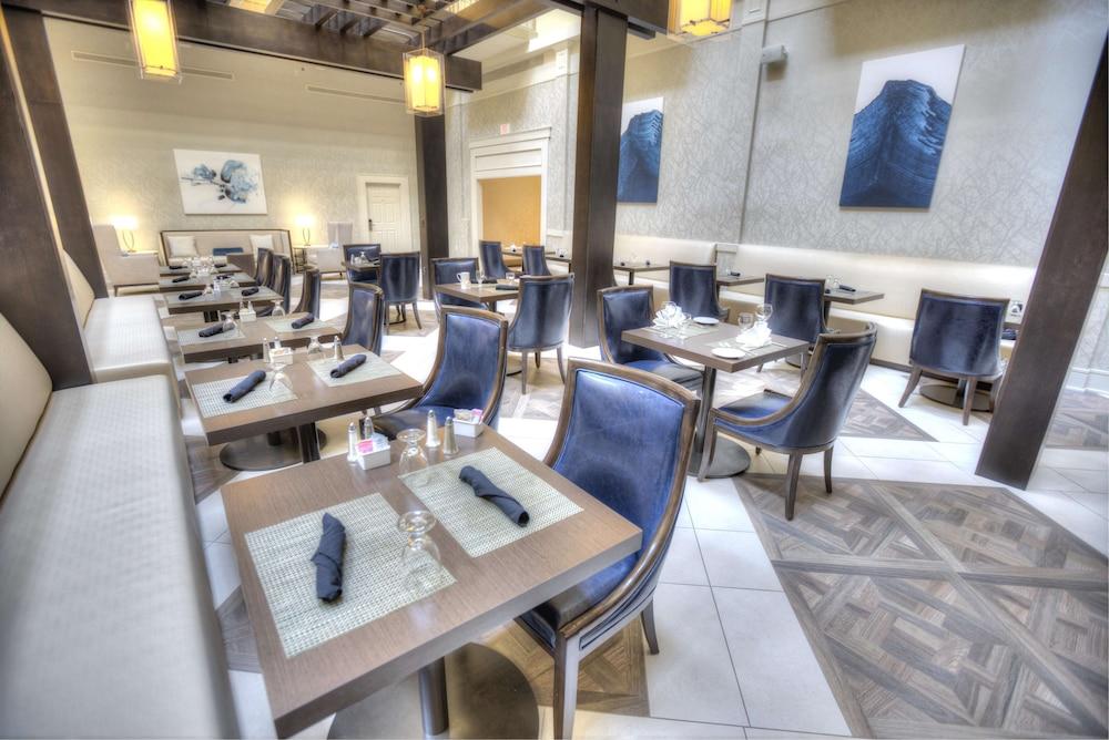 Doubletree Suites by Hilton at The Battery Atlanta