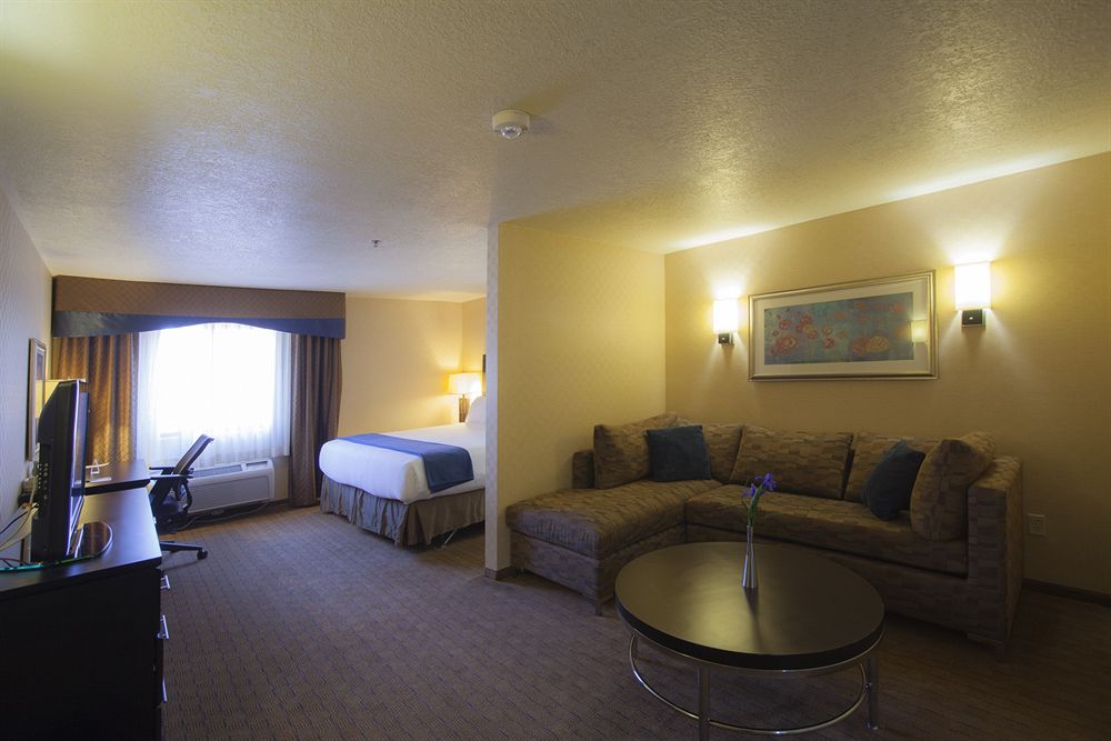 Holiday Inn Express - Balloon Fiesta Park, an IHG Hotel