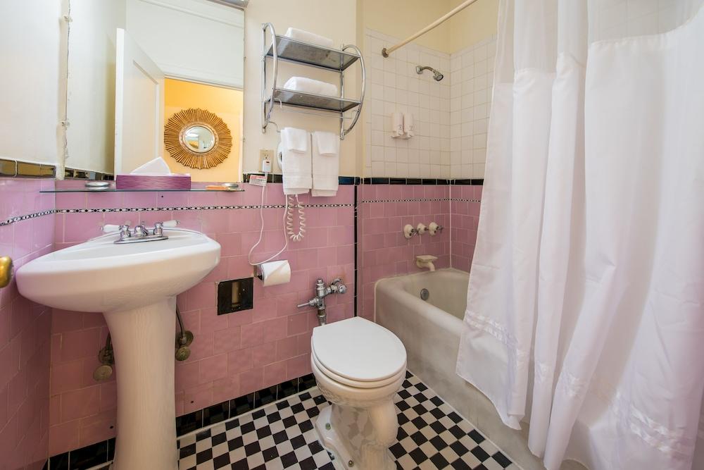 Fotos del hotel - THE EMBASSY HOTEL