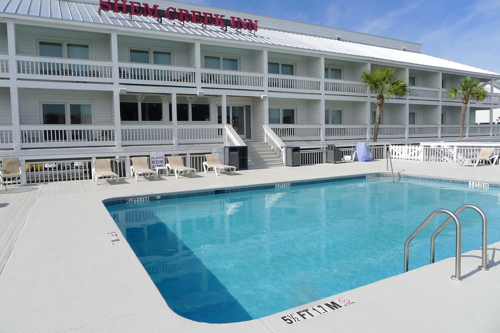 Shem Creek Inn