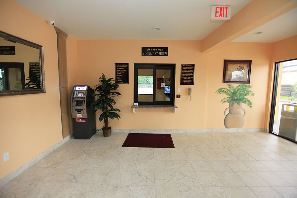 Moonlight Suites - Houston George Bush Intl Airport