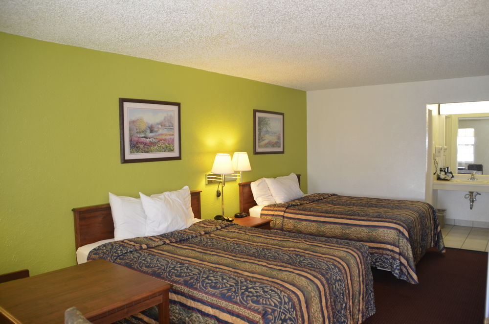 DAYS INN SAN ANTONIO LYTLE