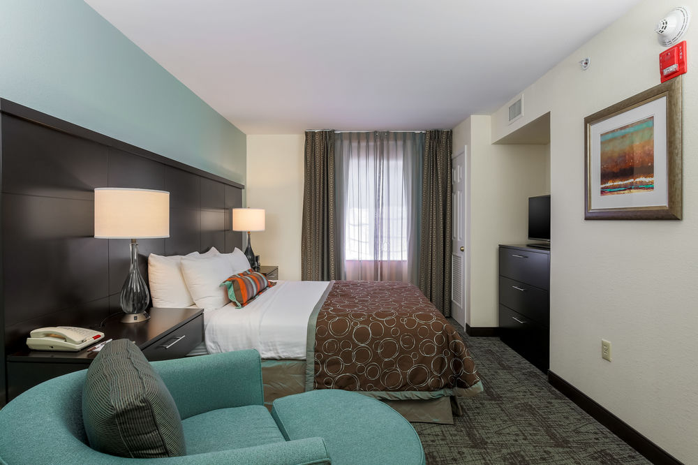 Staybridge Suites Philadelphia-Mount Laurel