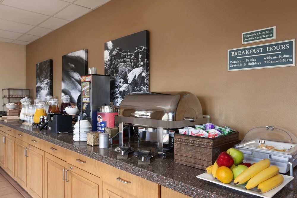 Country Inn & Suites by Radisson, Mesa, AZ