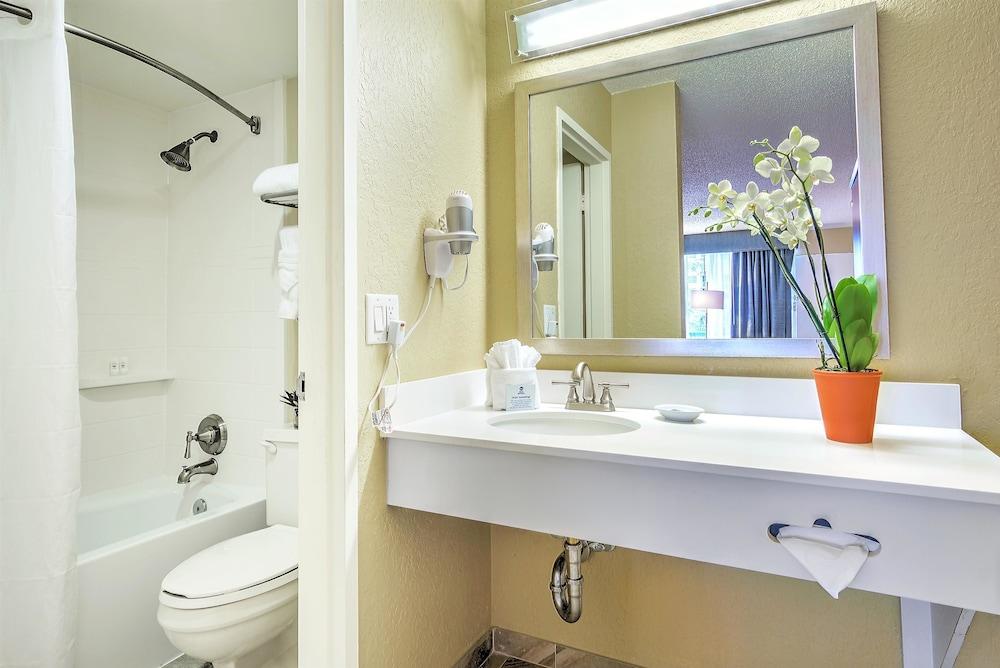 Fotos del hotel - Best Western On the Bay Inn & Marina