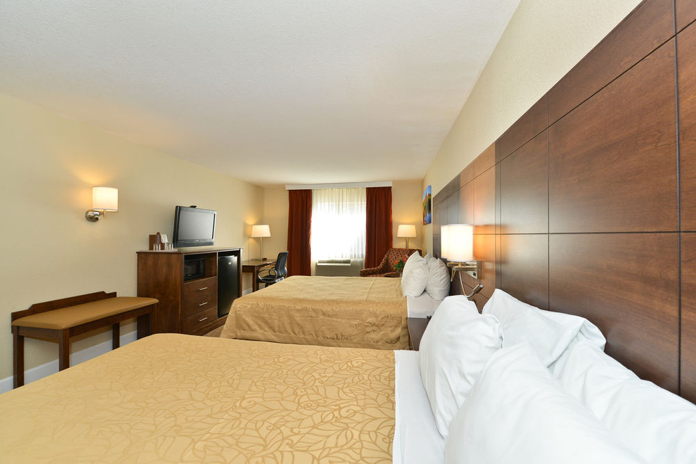 Arroyo Pinion Hotel, Ascend Hotel Collection