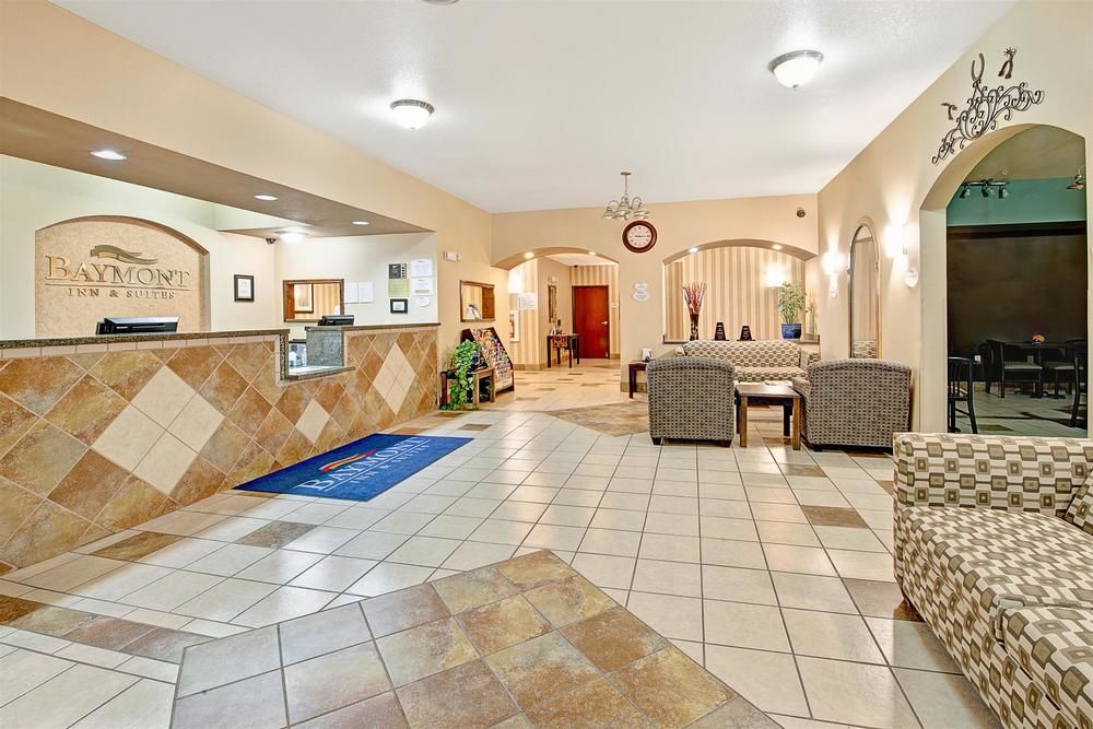 BAYMONT INN & SUITES DECATUR