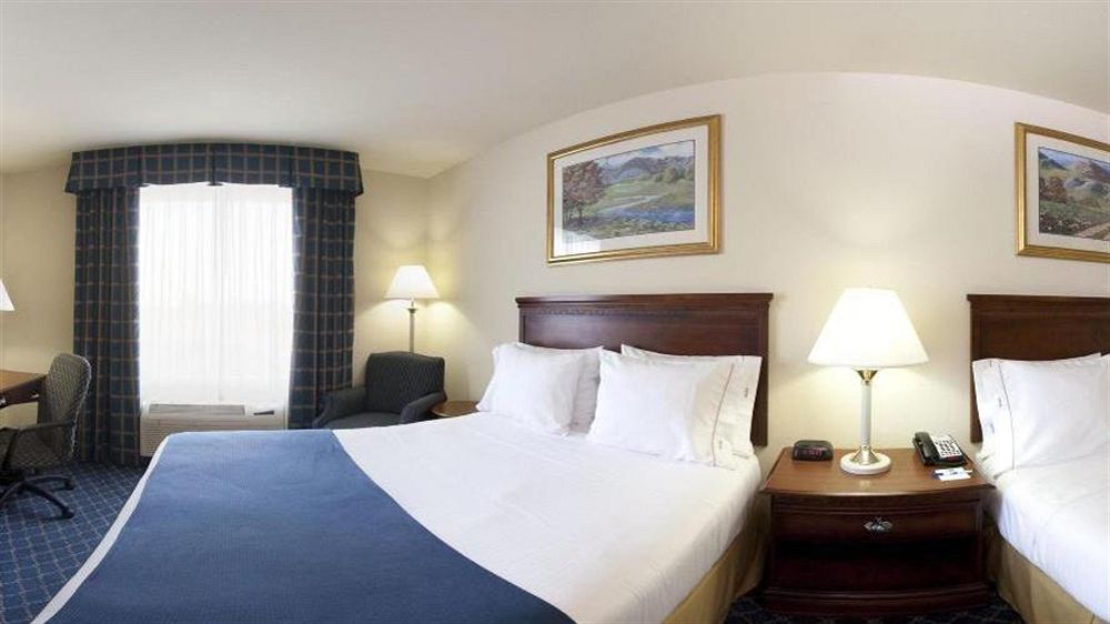 Holiday Inn Express Hotel & Suites Paragould, an IHG Hotel