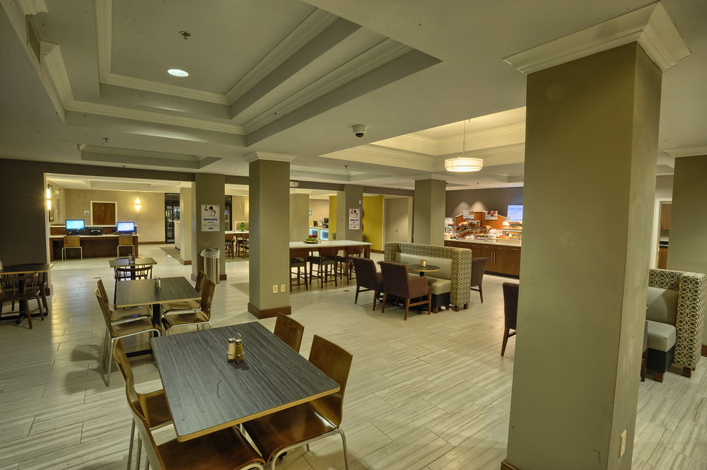 Holiday Inn Express Hotel & Suites Pell City, an IHG Hotel