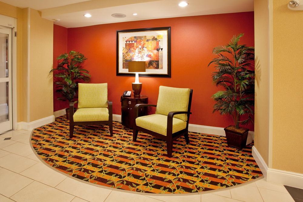 HOLIDAY INN EXPRESS HOTEL AND SUITES SPARTANBURG-NORTH