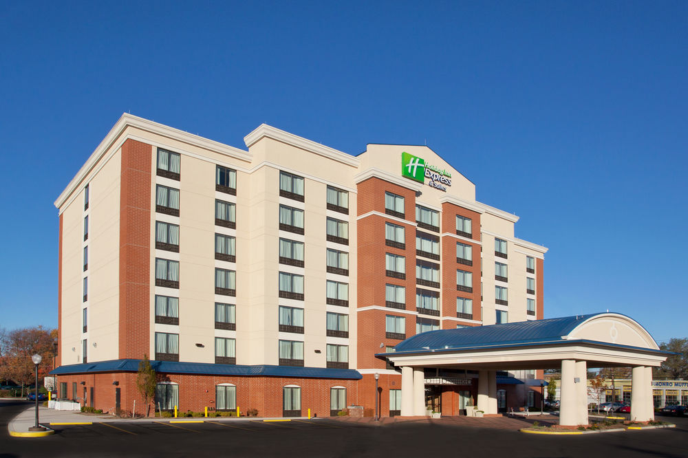 Holiday Inn Express Hotel & Suites Columbus Univ Area - Osu, an IHG Hotel