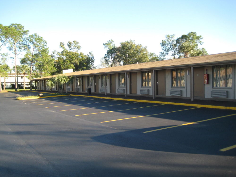 Knights Inn Maingate