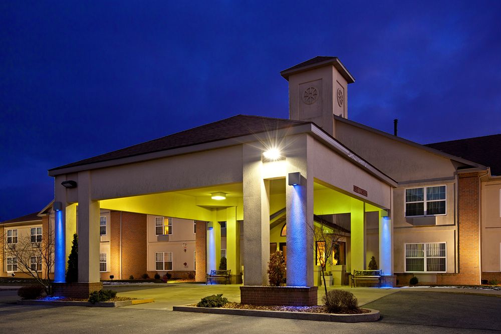 Holiday Inn Express Hotel & Suites Bad Axe, an IHG Hotel