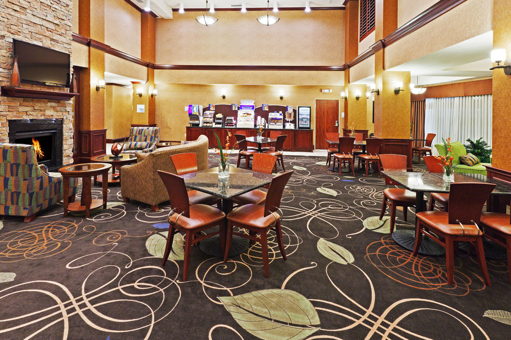 Holiday Inn Express Hotel & Suites POTEAU, an IHG Hotel