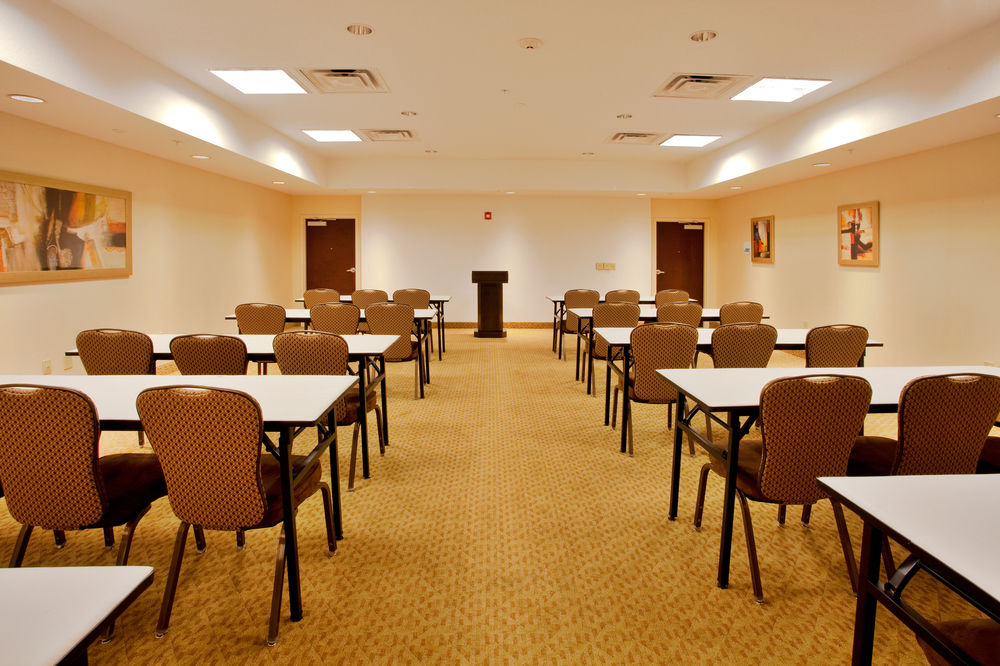 Holiday Inn Express Hotel & Suites Ocoee East, an IHG Hotel