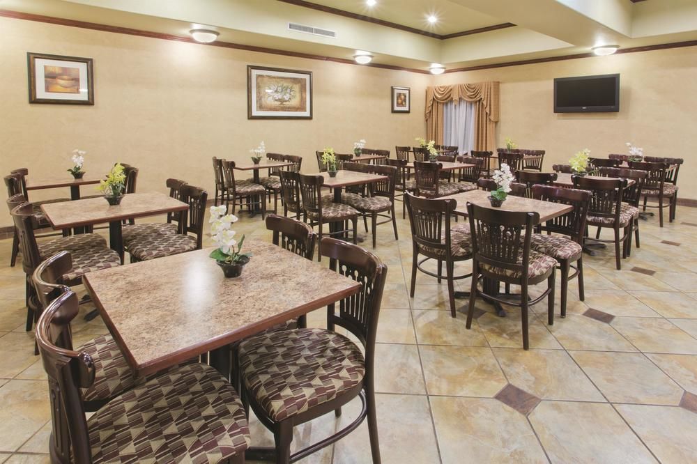 La Quinta Inn and Suites by Wyndham Schertz-San Antonio-Selma