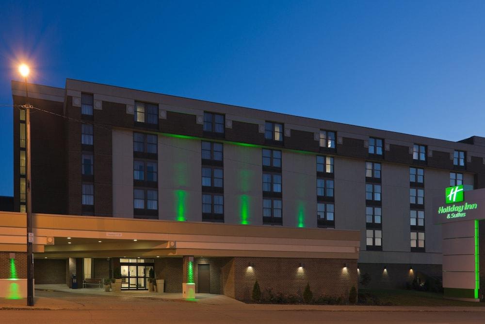 HOLIDAY INN HOTEL AND SUITES MANSFIELD-CONFERENCE CTR