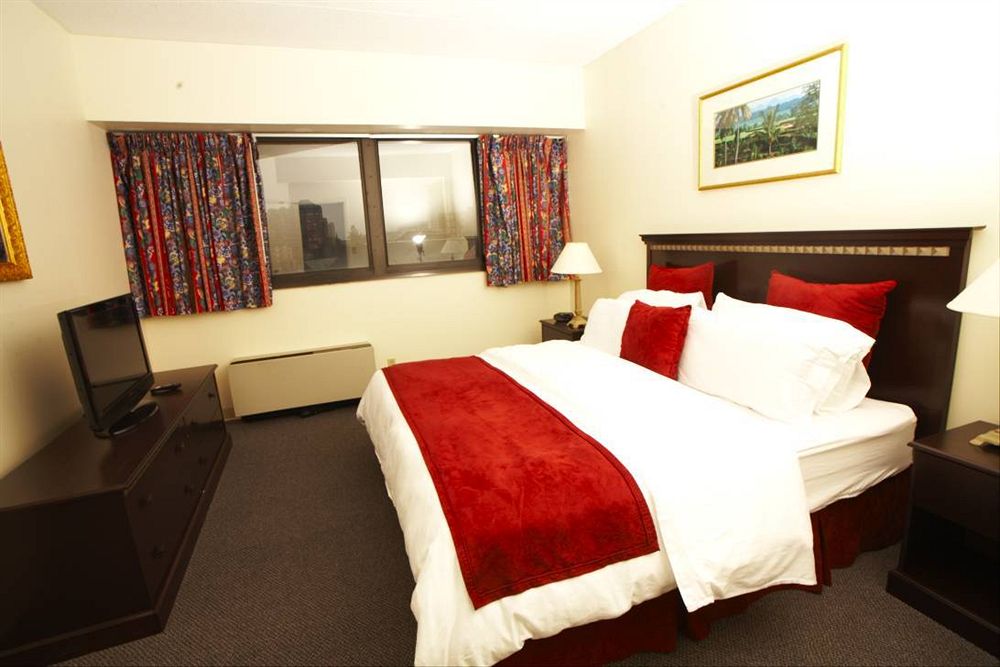 Stamford Suites
