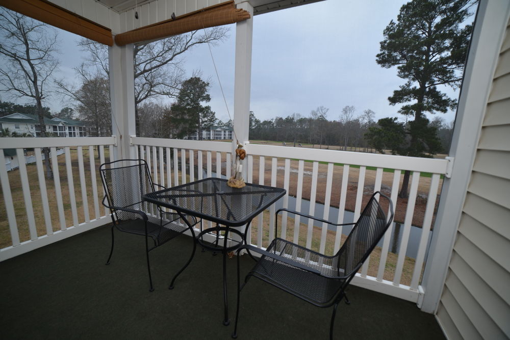 River Oaks Resort